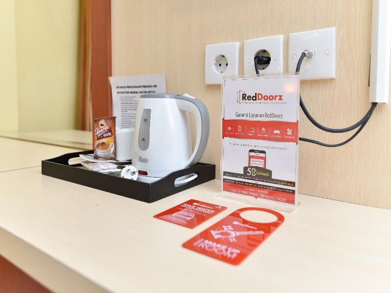Reddoorz Plus Near Mall Bali Galeria 2 Denpasar Exterior foto