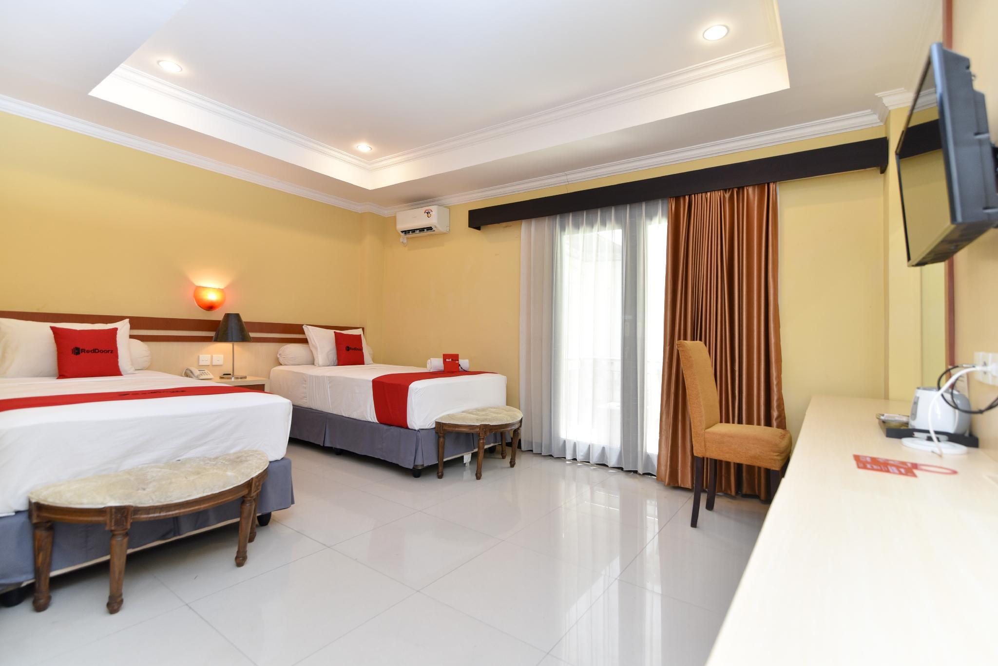 Reddoorz Plus Near Mall Bali Galeria 2 Denpasar Exterior foto