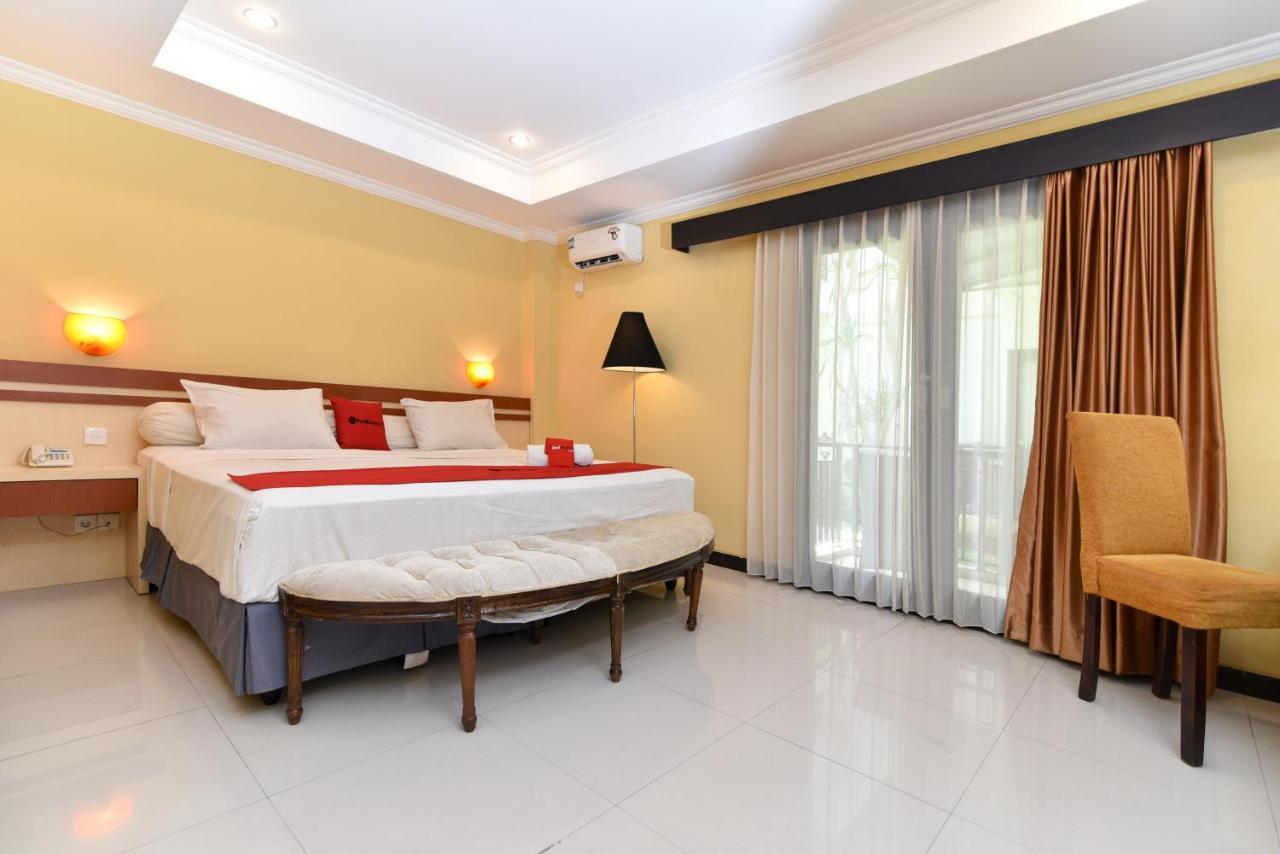 Reddoorz Plus Near Mall Bali Galeria 2 Denpasar Exterior foto