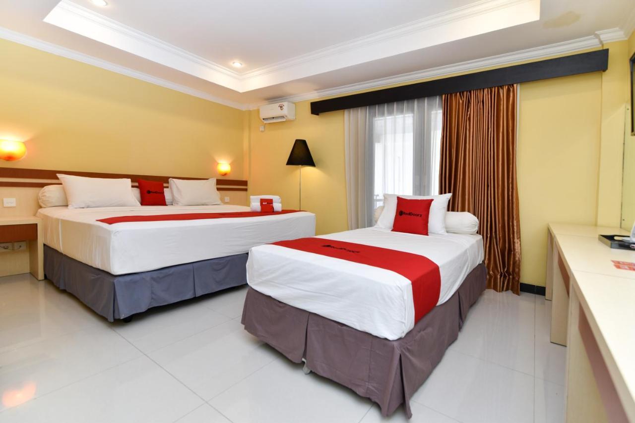 Reddoorz Plus Near Mall Bali Galeria 2 Denpasar Exterior foto