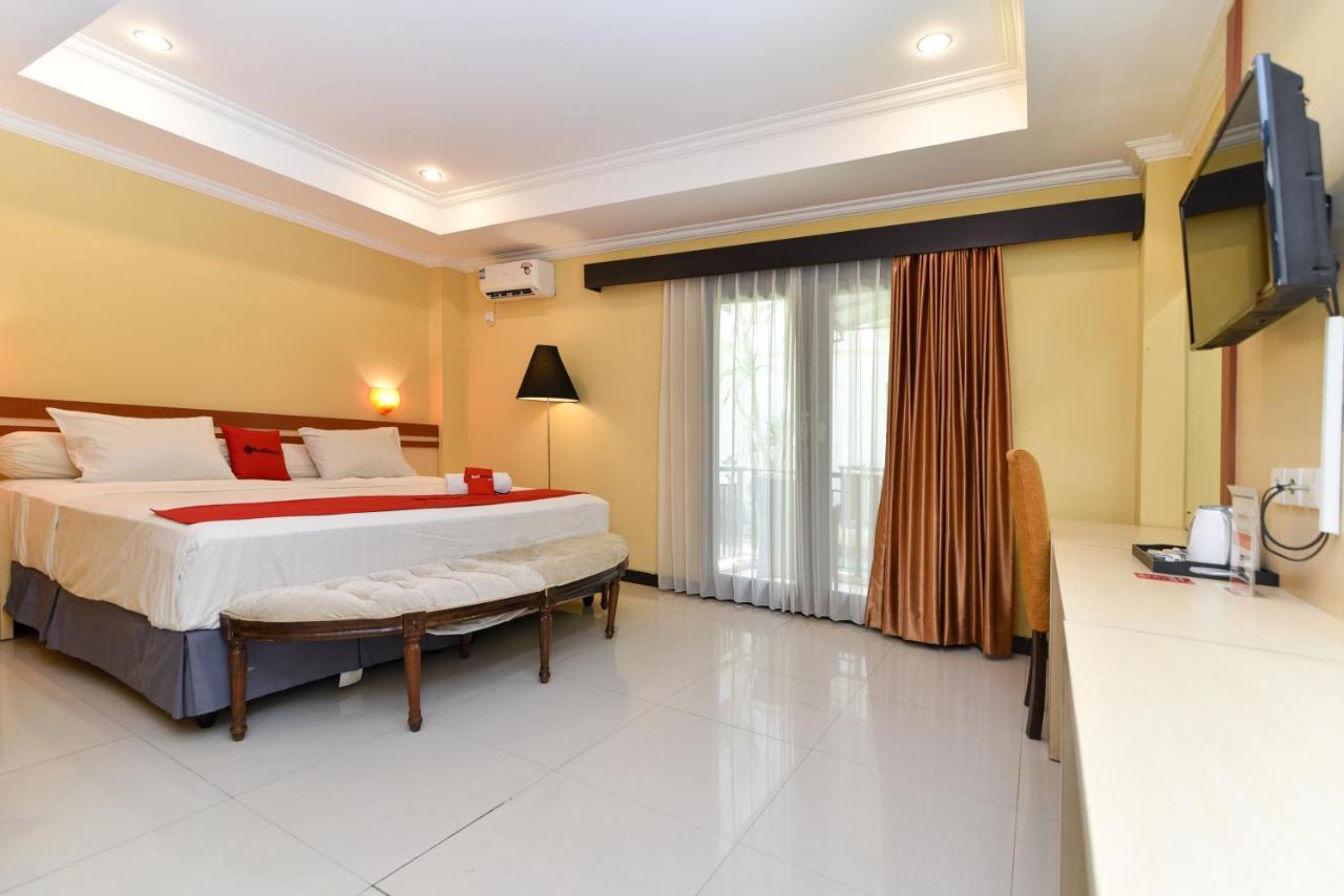 Reddoorz Plus Near Mall Bali Galeria 2 Denpasar Exterior foto