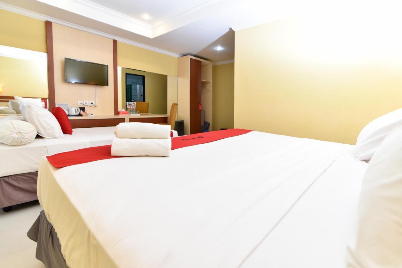 Reddoorz Plus Near Mall Bali Galeria 2 Denpasar Exterior foto